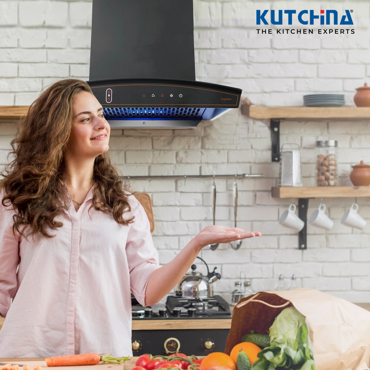 Kutchina Virgose Dlx 60 1300 CMH 60 cm Auto Clean Chimney (Wall Mounted, Black)